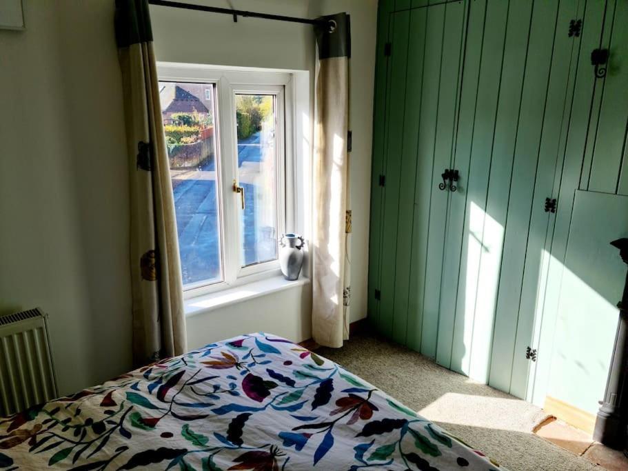 Gorgeous 2 Bedroom Kintbury Cottage ภายนอก รูปภาพ